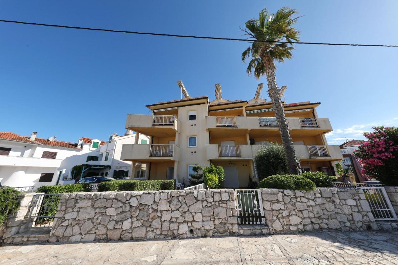 Apartment Alexa Turanj Exterior photo